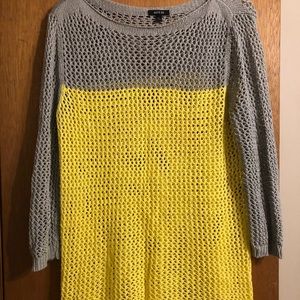 Gray & yellow sweater